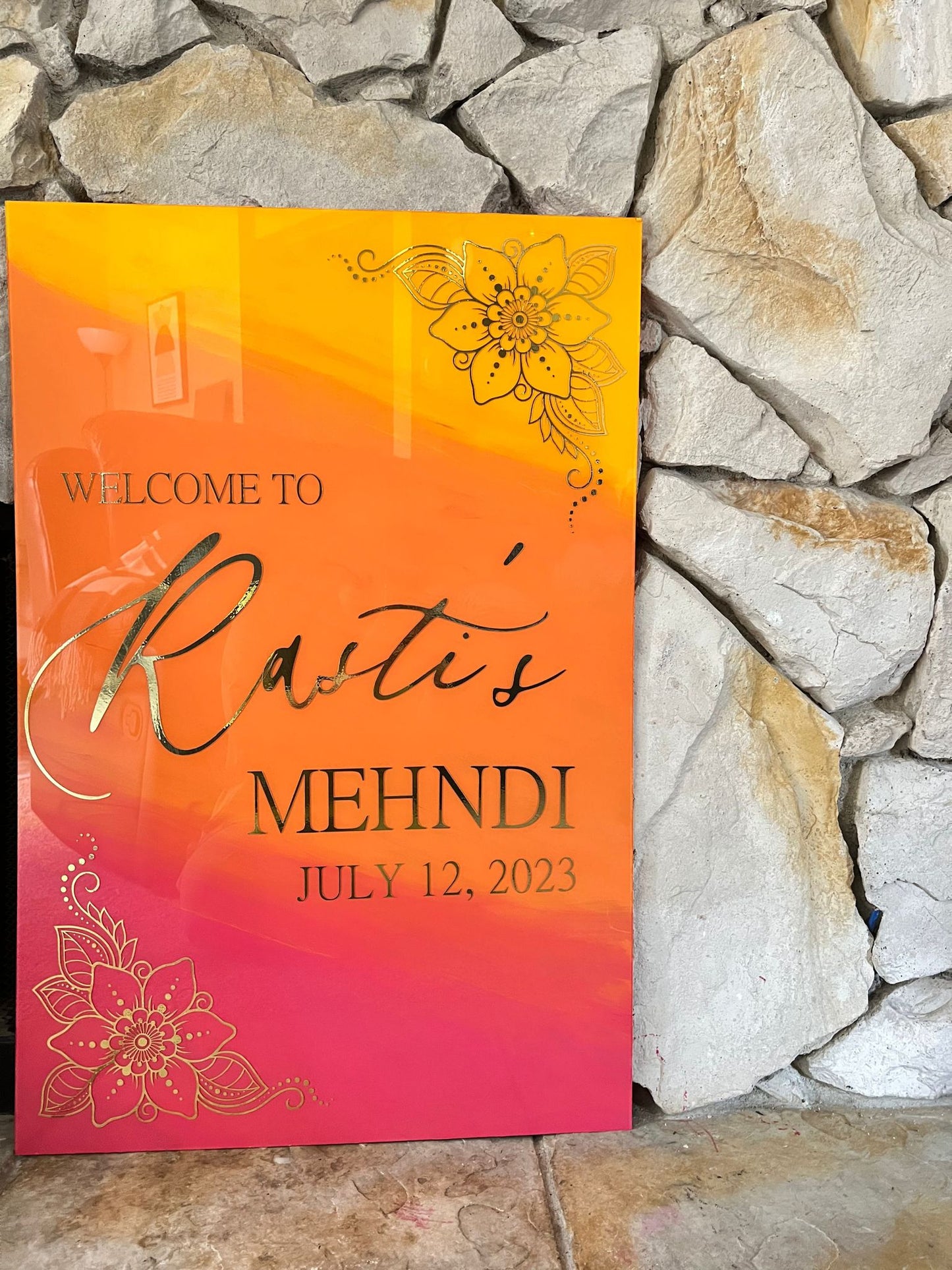 Ombre Mehndi Sign